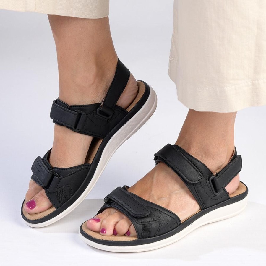 Slippers & Flats Franco Rossi | Franco Rossi Halter Strap Adventure Sandals Black