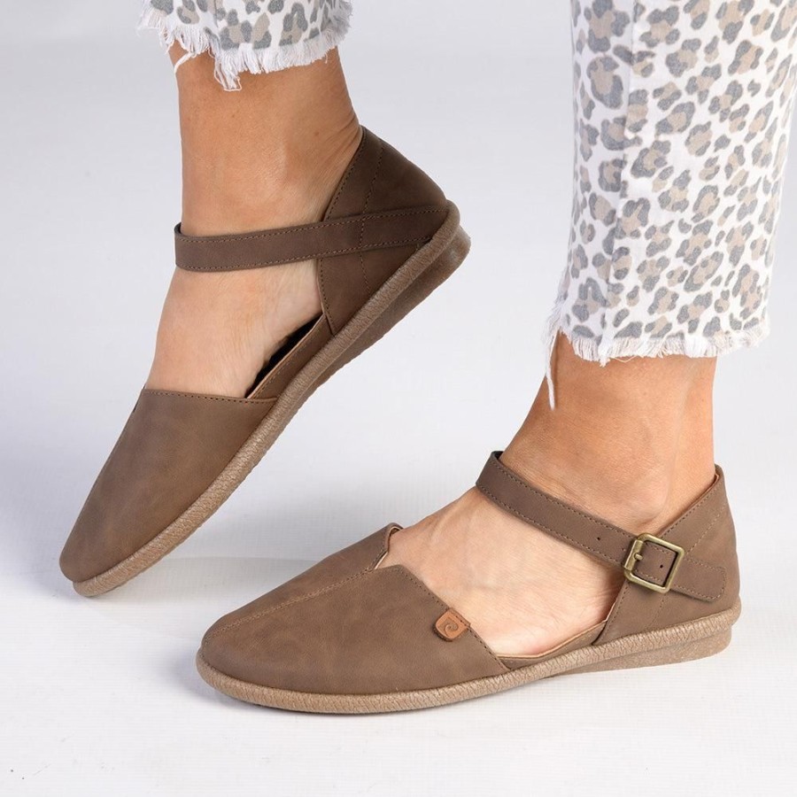 Slippers & Flats Pierre Cardin | Pierre Cardin Adelle With Buckle Brown