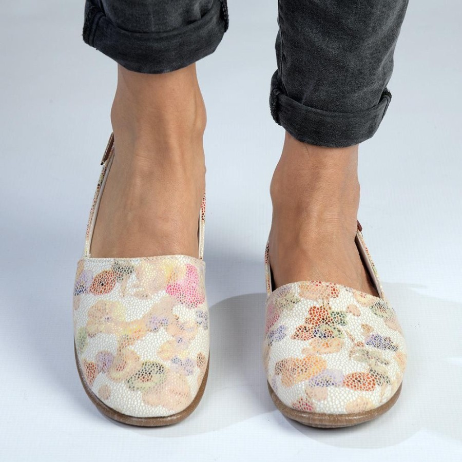 Brogues Pierre Cardin | Pierre Cardin Ladies Riviera 1 Slip On Beige Floral