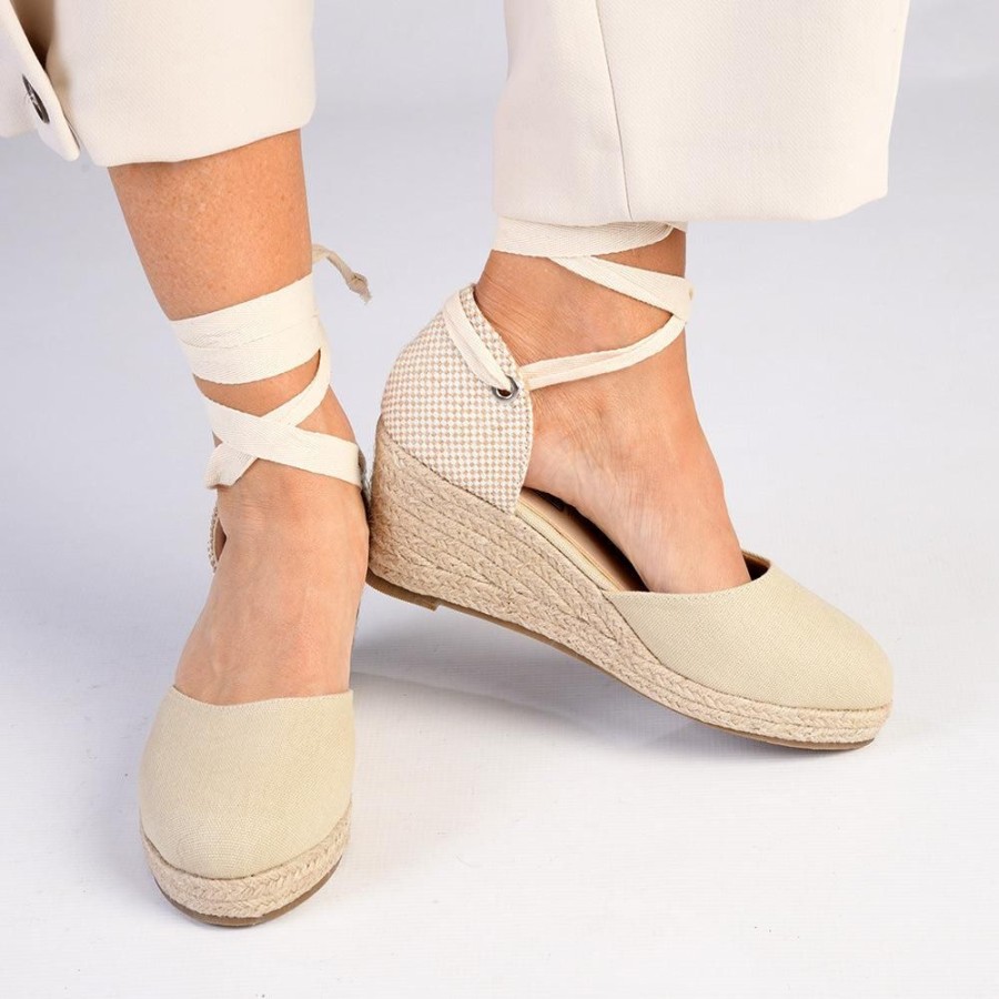 Wedges Madison Heart of New York | Madison Cleo Closed Toe Espadrille Wedge Natural